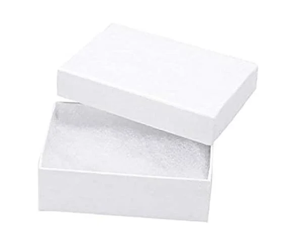 Cotton Filled Swirl White Color Cardboard Jewelry